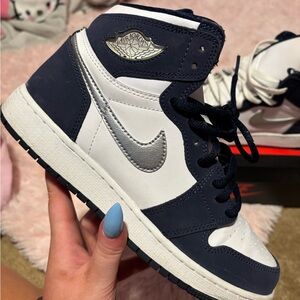 Air Jordan 1 Midnight Navy